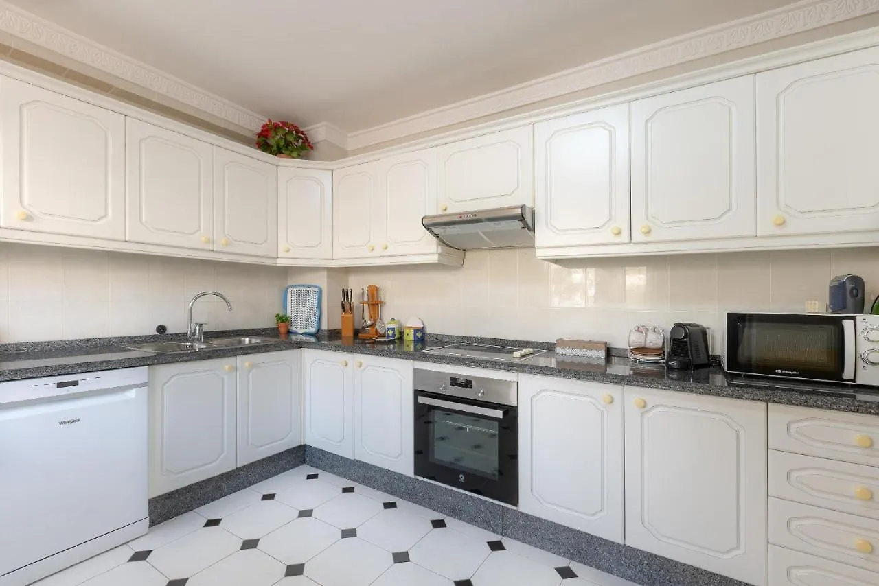Apartamento Las Chapas Marbella España